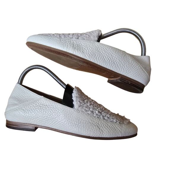 Vionic Leather and Faux Fur Loafer US Womens Size 6.5 EU 37.5 soft leather - Picture 7 of 10